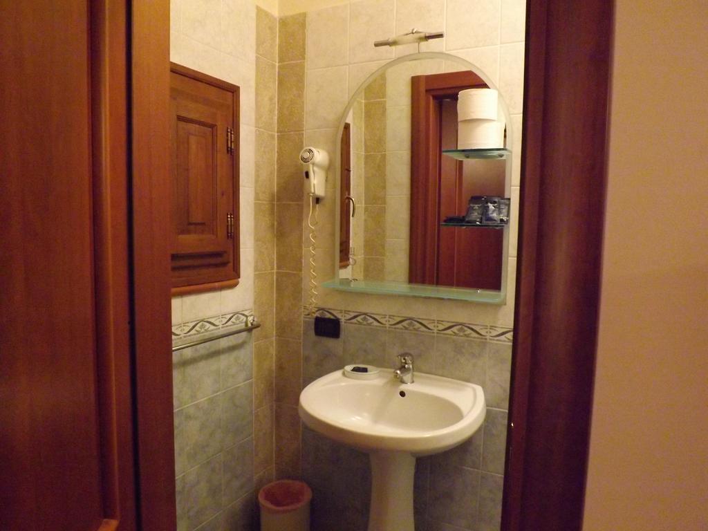Hotel Le Saline Montecatini Terme Værelse billede